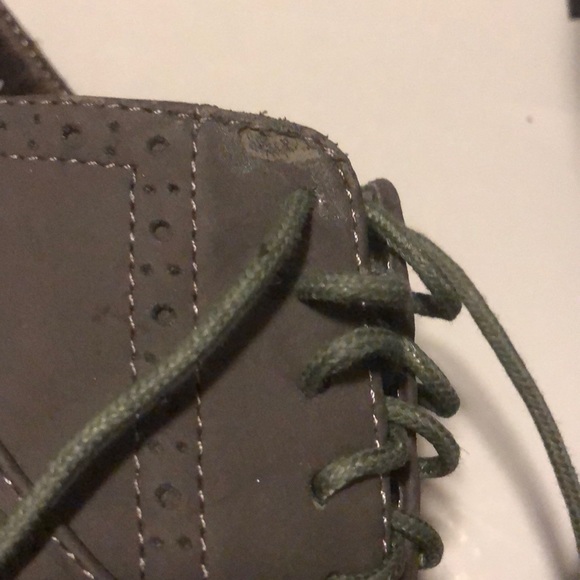 Heels - Picture 5 of 6